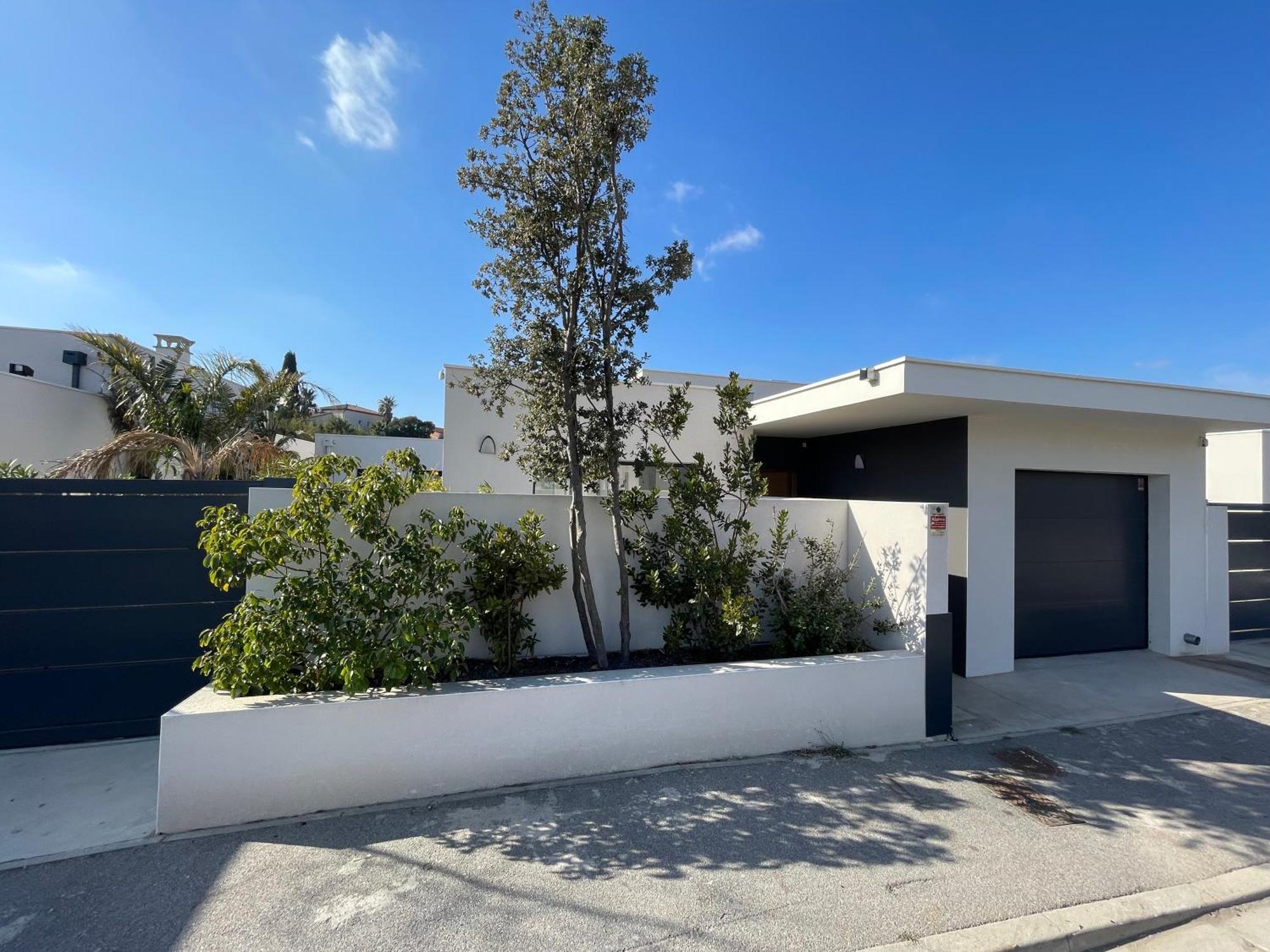 Oasis Blue Perpignan Canet Екстериор снимка
